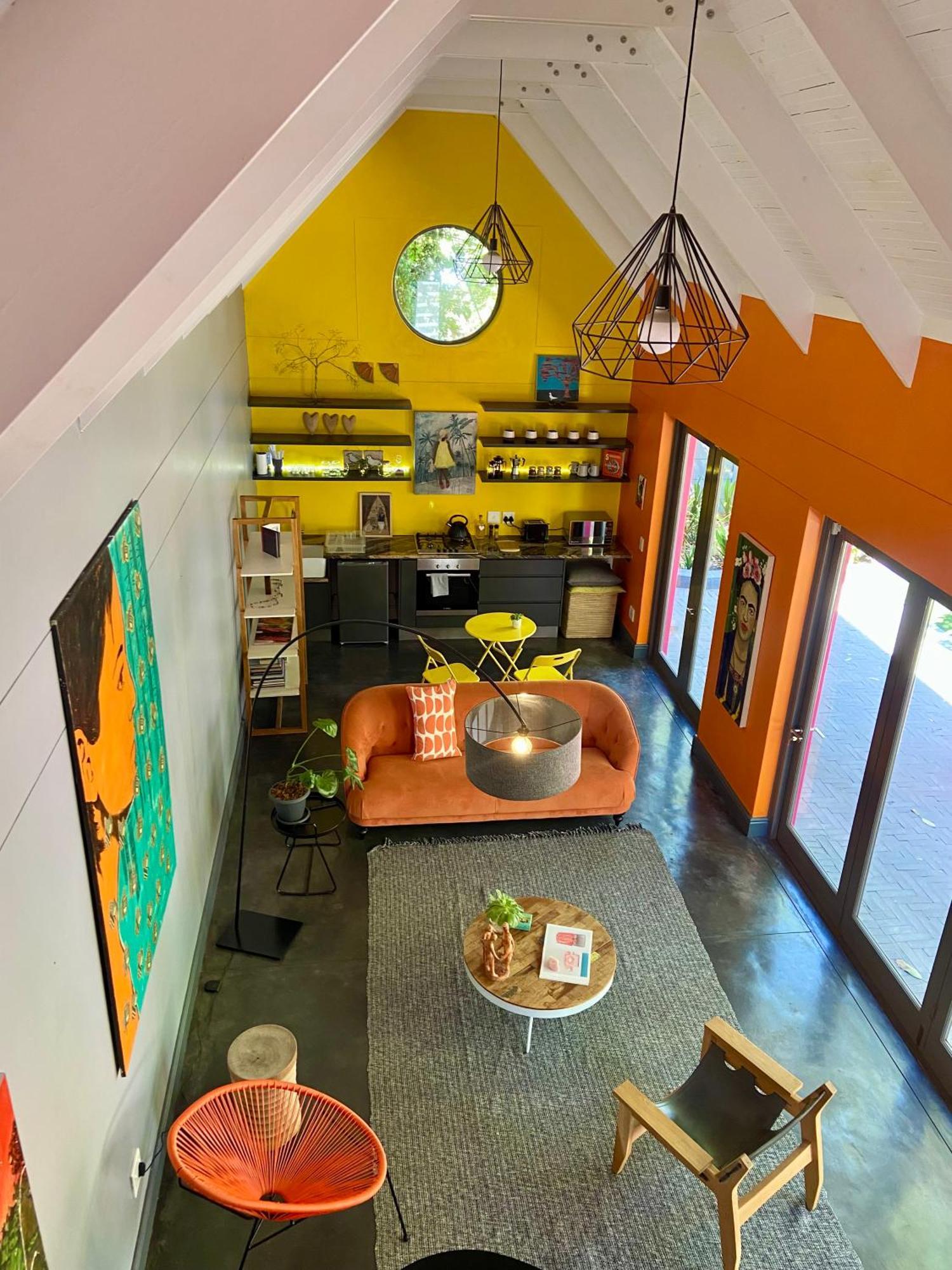 The Tree House - Loft Apartment *